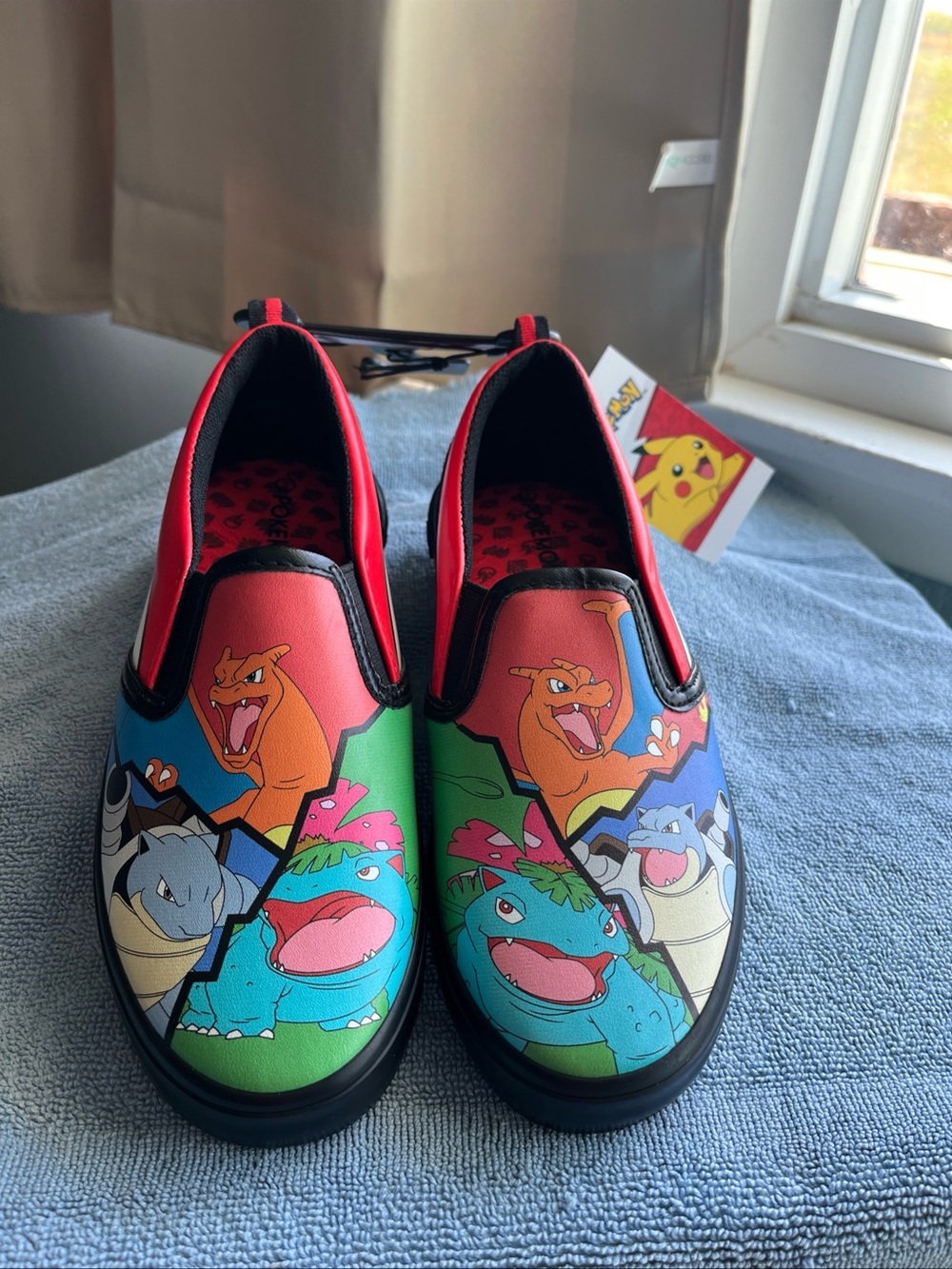 Pokémon Boys Sz 2 Slip-on Sneakers Shoes Multi Character Charizard Blastoise New